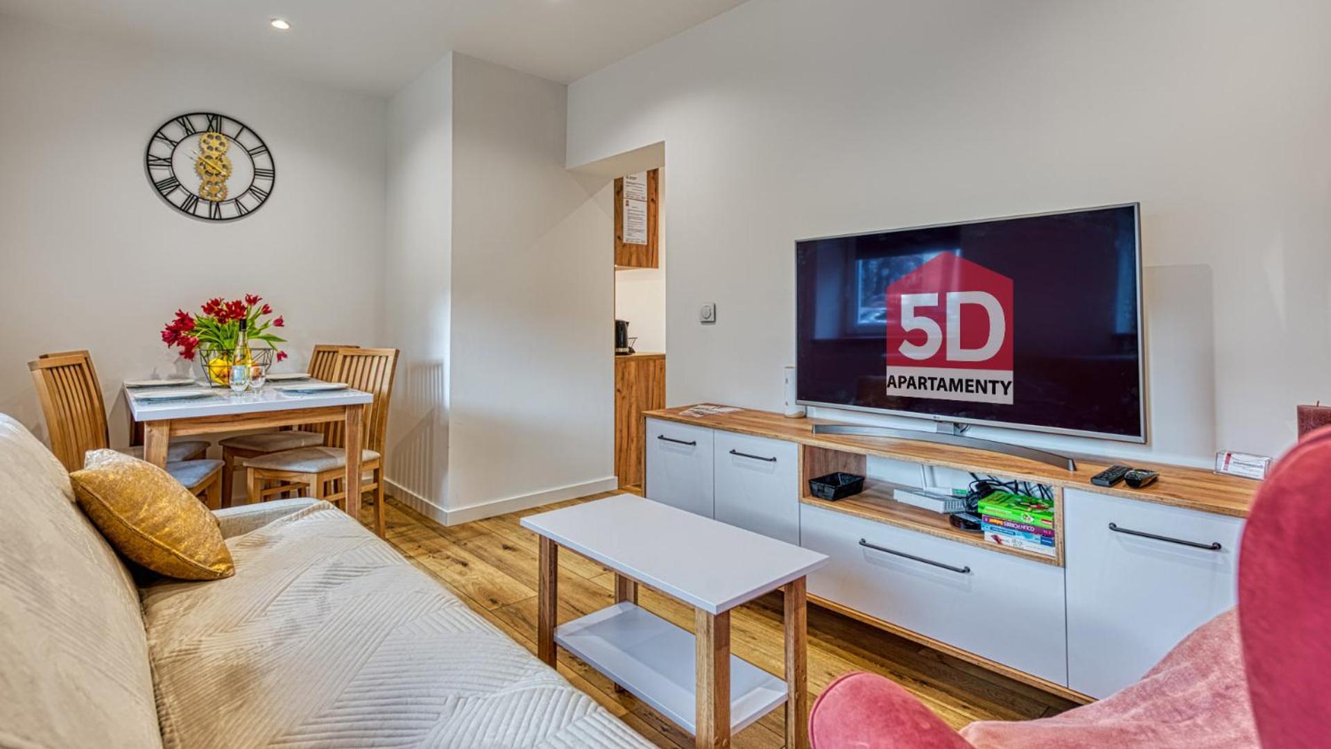 Apartament Kwisa - 5D Apartamenty ชเวียราโดว์-สโดรยจ์ ภายนอก รูปภาพ
